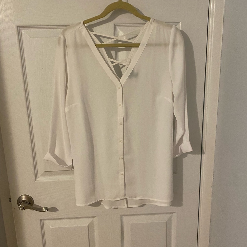 Worthington Cream 3/4 Sleeve Buttoned Blouse